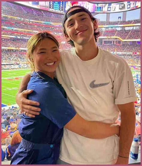 who is chloe kim dating.